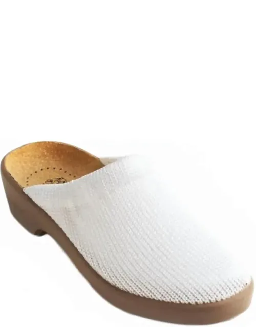 Classic Light Clogs