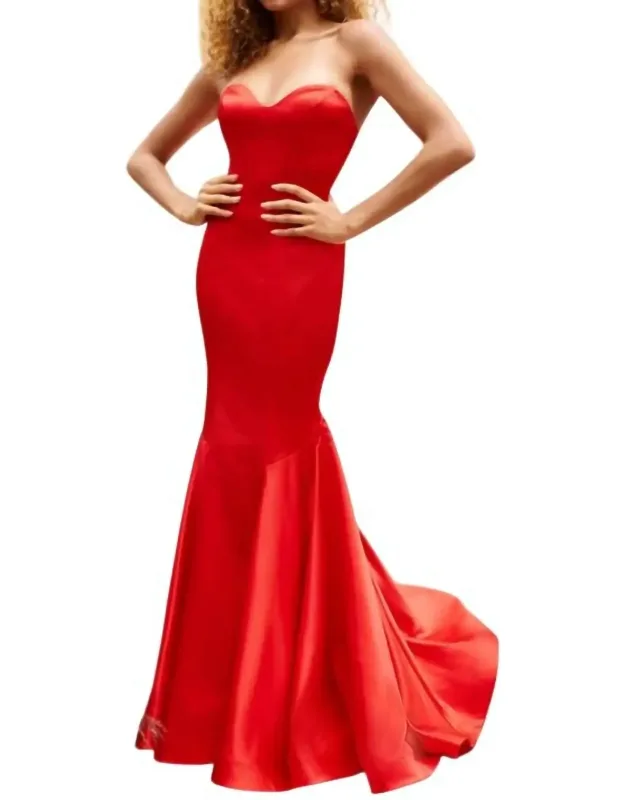 Silhouette Fitted Dress