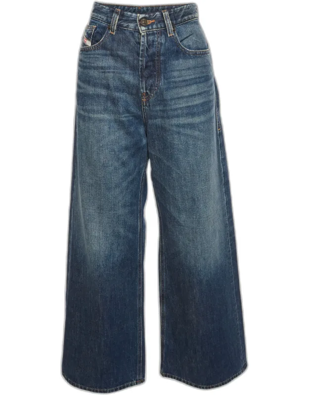 Wide-leg Jeans