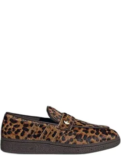 Original Apparel Name: Adidas Women's Originals Handball Spezial Loafer Casual Shoes In Magic Beige/core Black/dark Brown

Revised Apparel Name: Handball Spezial Loafers