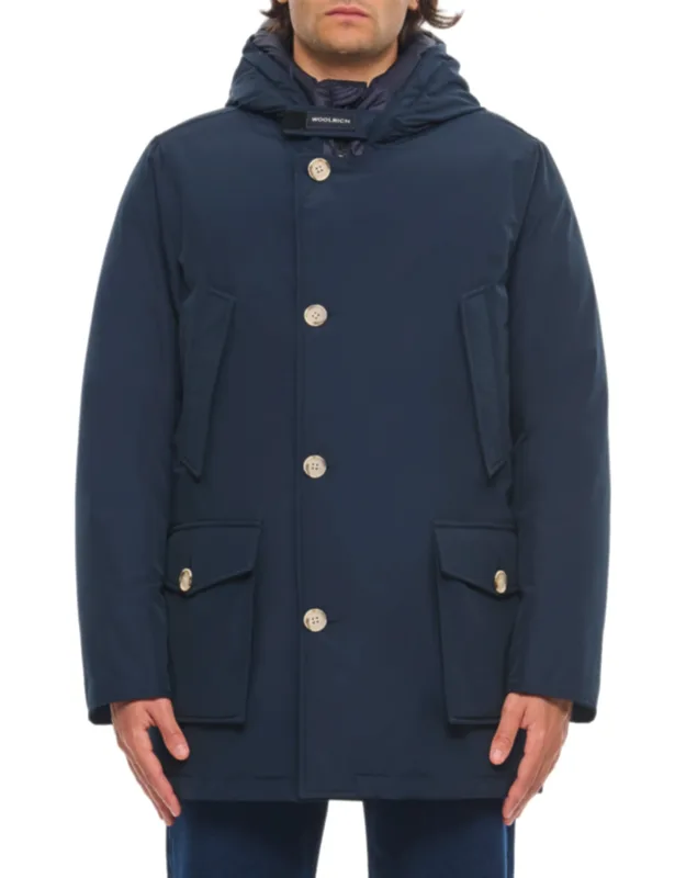Arctic Parka With Protective Hood And Functional Pockets