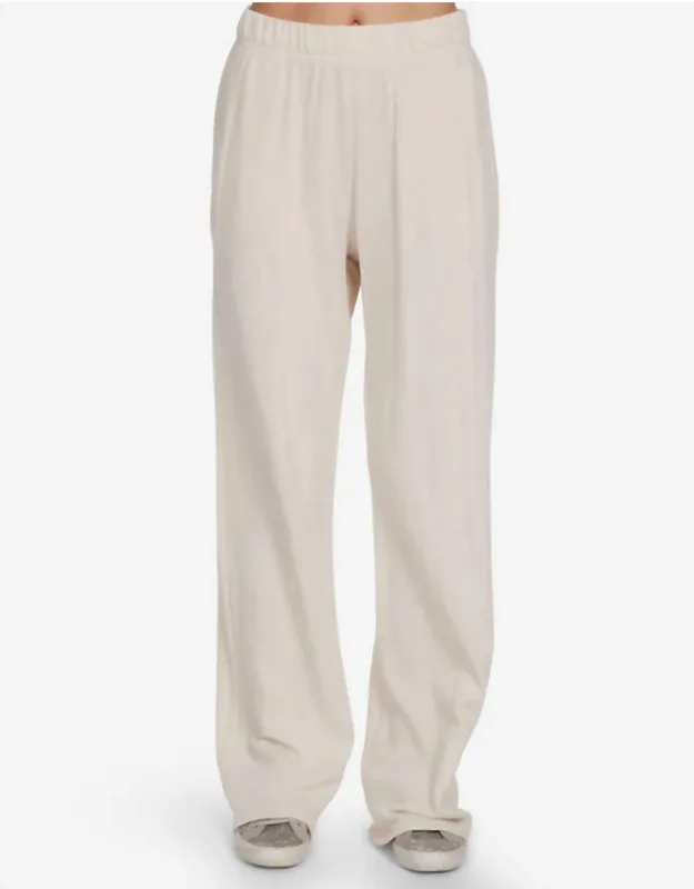 Wide-leg Pants