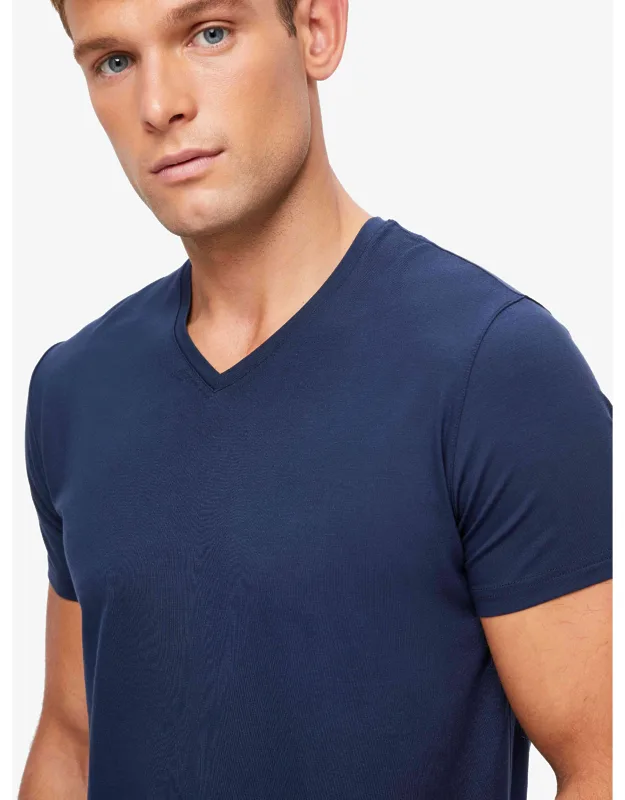 V-neck T-shirt