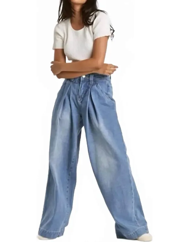 Lanee Super High Rise Wide Leg Jeans