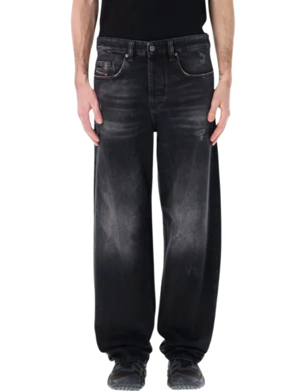 Relaxed Fit Denim Jeans