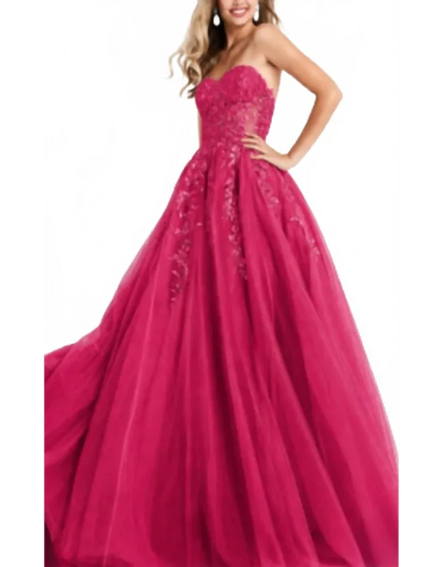 Embroidered Sweetheart Neckline Dress