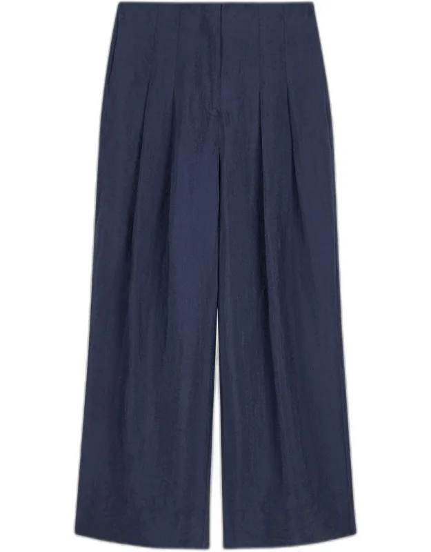 Pleated Wide-leg Trousers