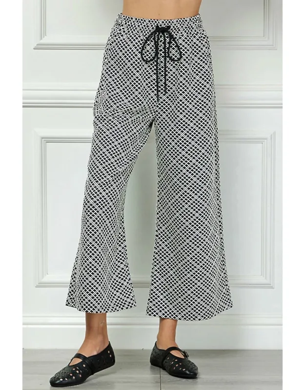 Cropped Wide Texture Pants