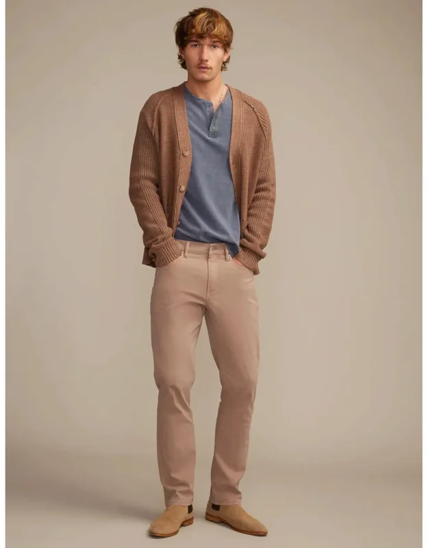 Straight Sateen Stretch Jeans