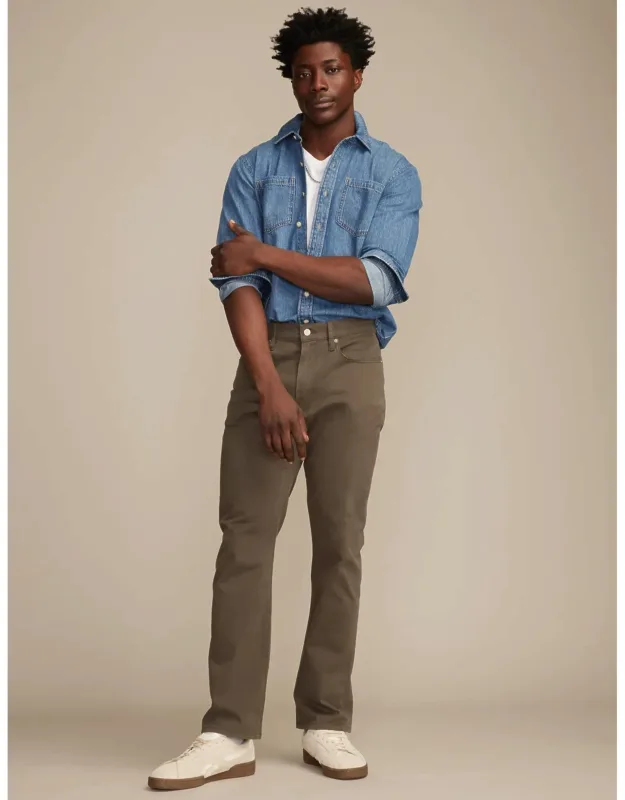 Straight Sateen Stretch Jeans