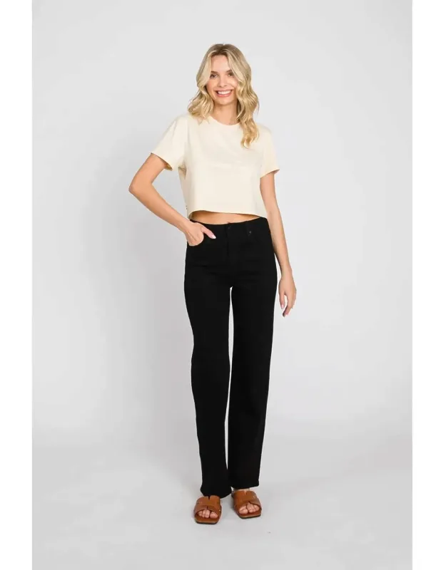 Basic Straight Jeans