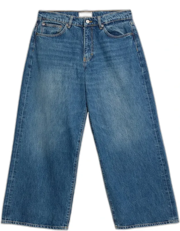 Wide-leg Denim Jeans