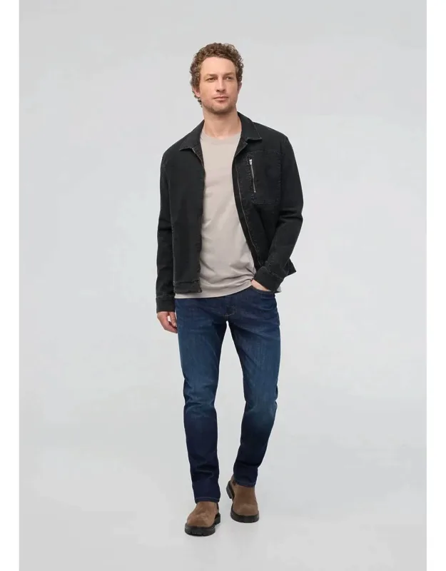 Performance Denim Relaxed Taper Jeans