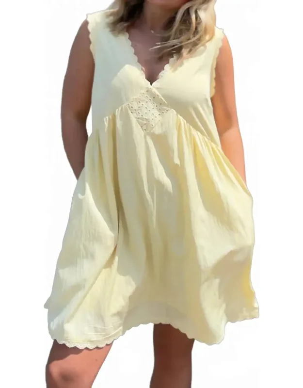 Scalloped Lace Trim Detail Babydoll Mini Dress