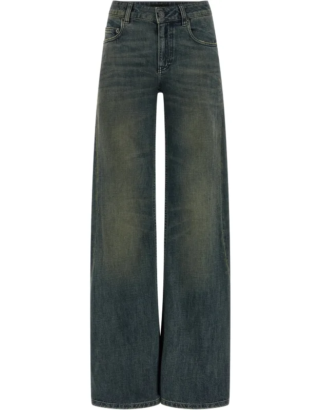 Flared Jeans