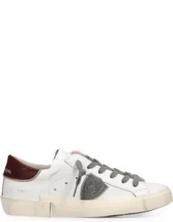 Low Leather Sneakers