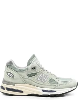Lace-up Sneakers