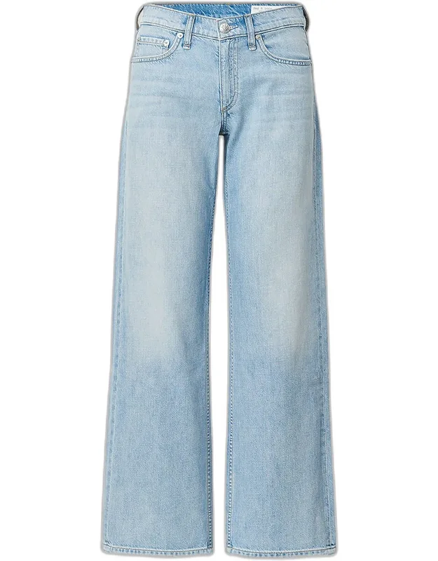 Featherweight Low-rise Relaxed Straight Jeans