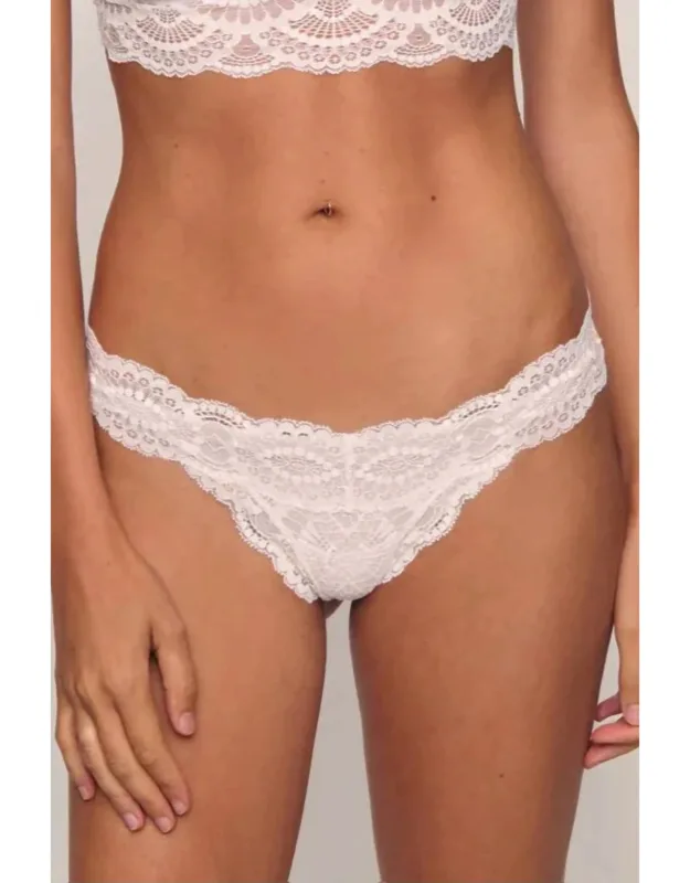 Low-rise Thong Panty