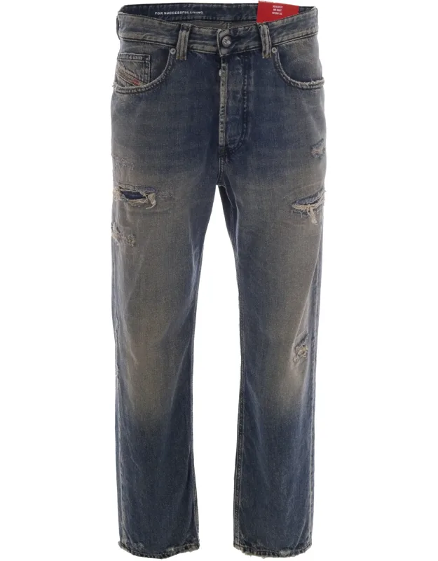 Distressed Denim Jeans With Mid-rise Waist And Tapered Legs