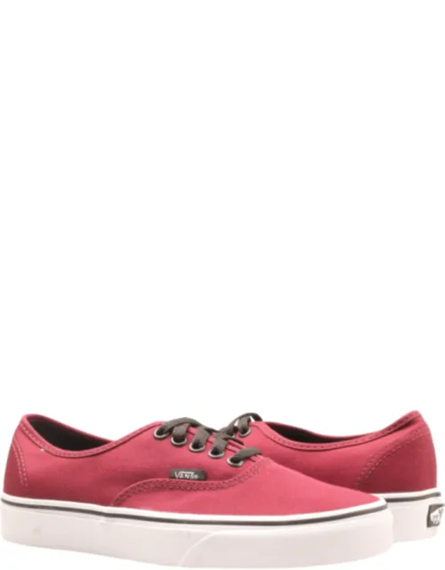 Authentic Classic Low Top Sneakers