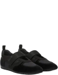 Raina Sneakers