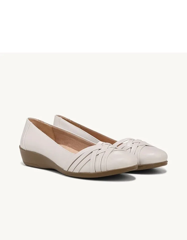 Incredible Slip On Shoes