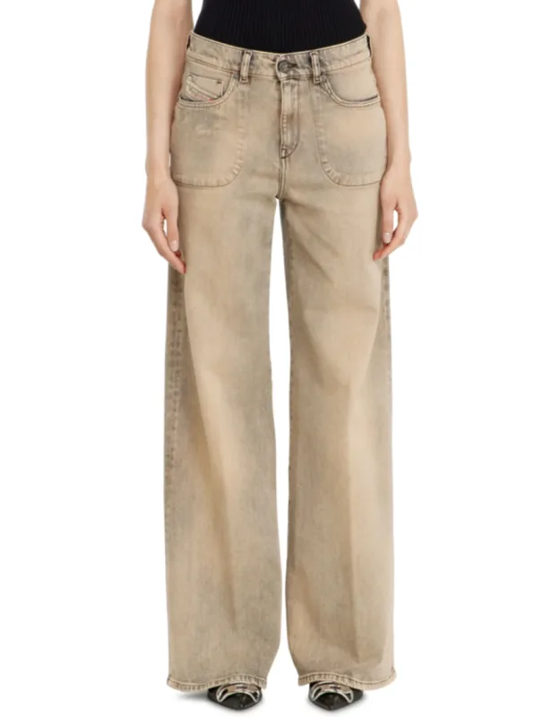 Flare Jeans