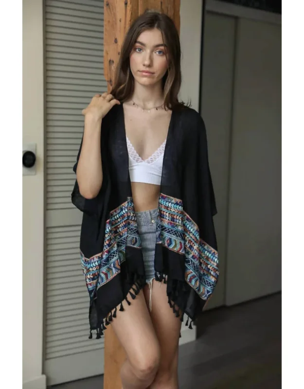 Geometric Embroidered Kimono Tassel Cardigan