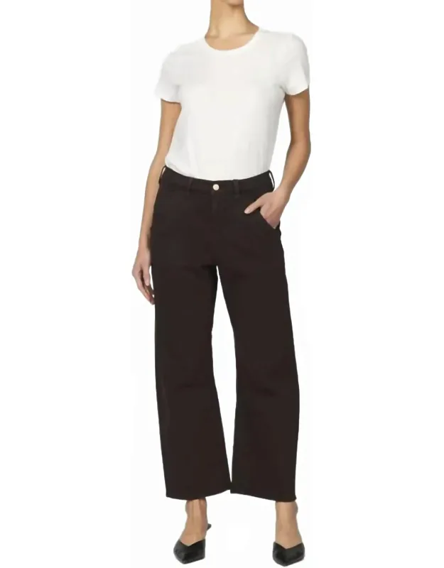 Lasso Barrel Fit Jeans With Modern Silhouette And Flattering Shape