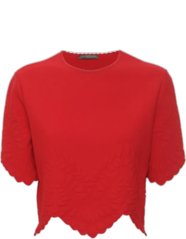 Textured Stretch Knit Scallop Hem Top