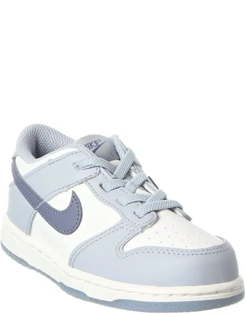 Dunk Low Leather Sneaker