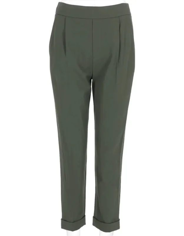 Cropped Pants With Pleated Front