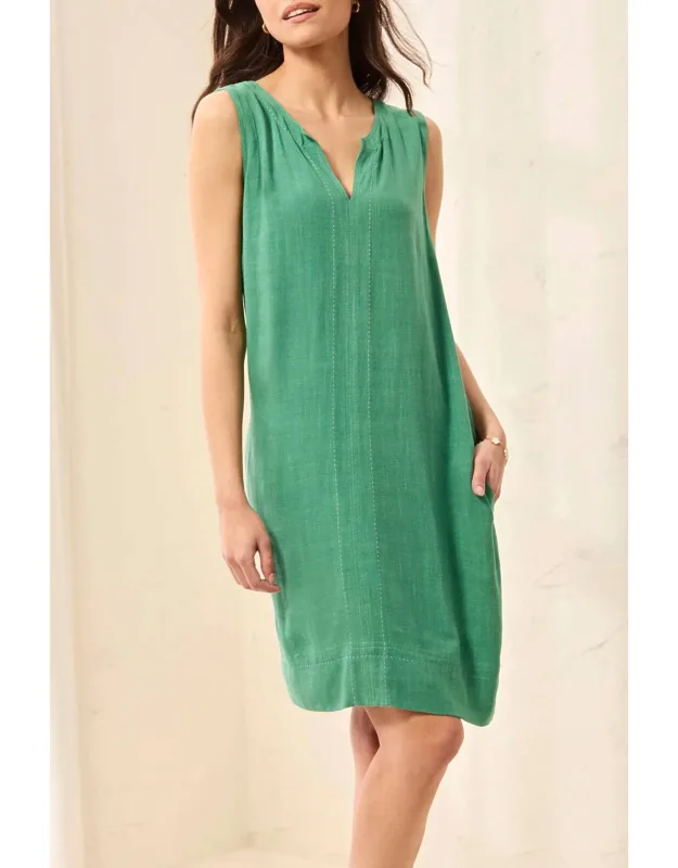 Sleeveless Saddle Stitch Dress