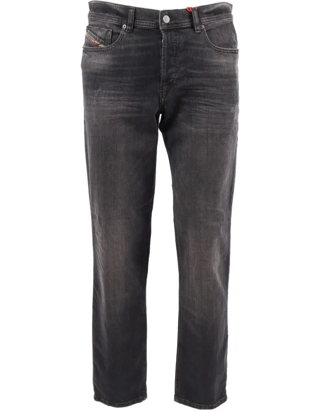 2023 Straight Leg Jeans