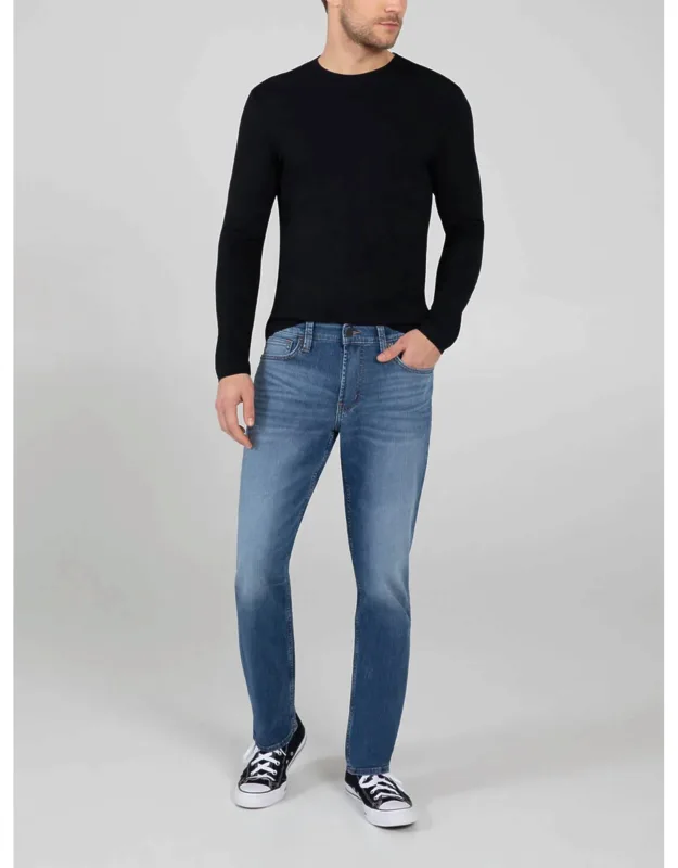 Athletic Fit Jeans