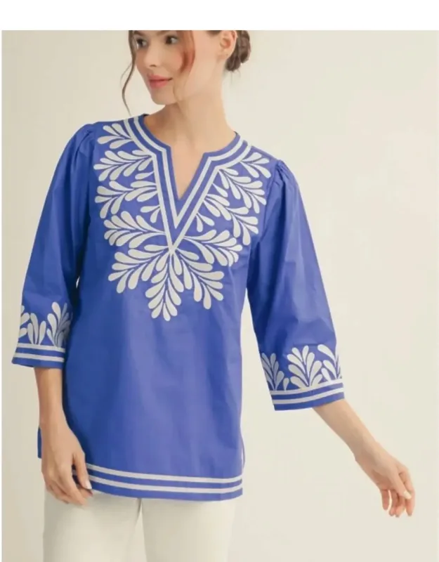 Embroidered Side Slit Tunic Top