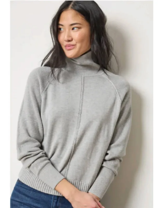 Relaxed Turtleneck Sweater