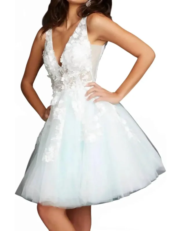 Floral Appliqued A-line Cocktail Dress