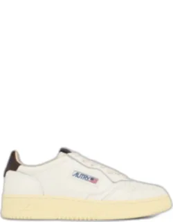 'medalist Low Sneakers With Brown Suede Tongue And Embroidered Logo'