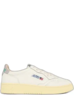 'medalist Low Leather Sneakers With Grey Suede Tongue And Embroidered Logo'