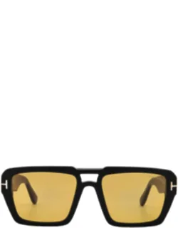 Redford Amber Square Sunglasses Ft1153 01e