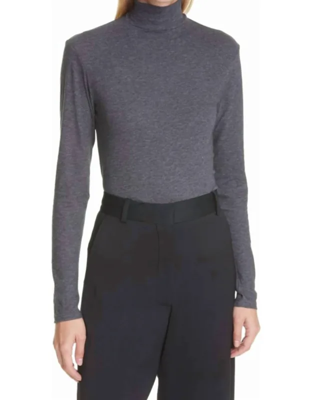 Mid Turtle Neck Sweater