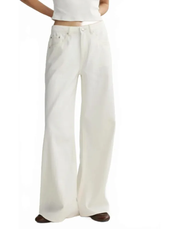 Baggy Wide Leg Jeans