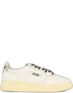 Autry 'medalist Low' Leather Sneakers With Embroidered Logo And Terry Lining