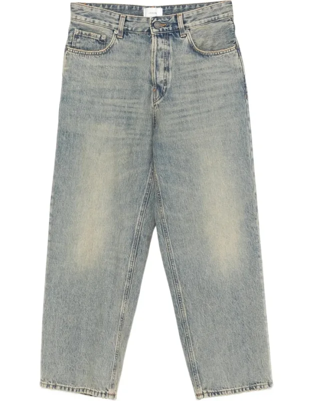 Buttoned Jeans