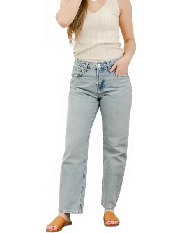Savannah Straight Jeans