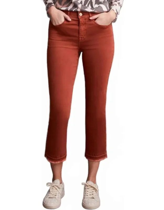 Hugging Micro Flare Crop Pants