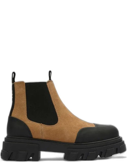Low Chelsea Boots In Suede