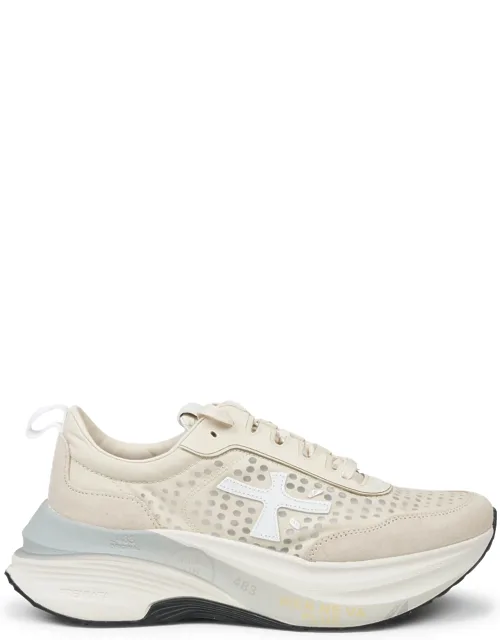 Sneaker